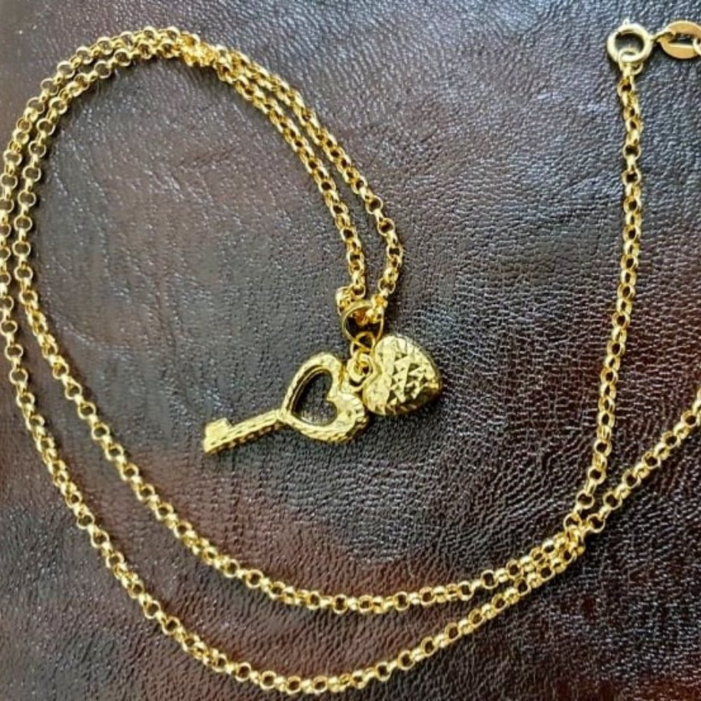 Gold necklace - Picture 1 of 12